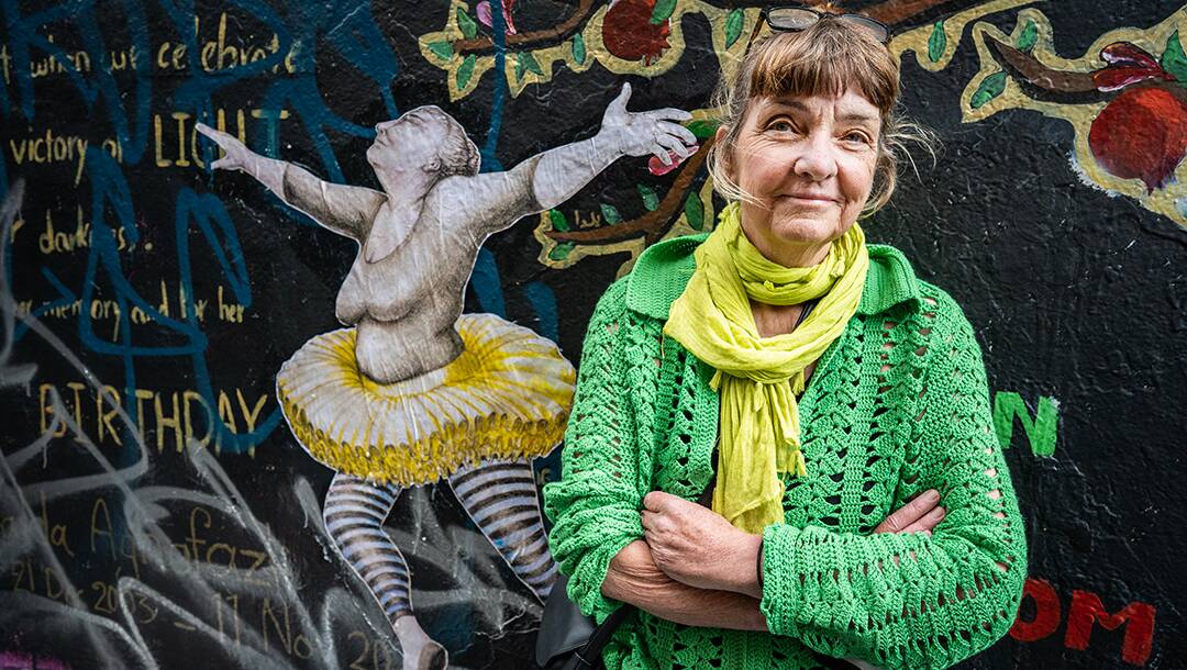 Deborah Wood And Her Dancing Lady Artworks Chris Franklin